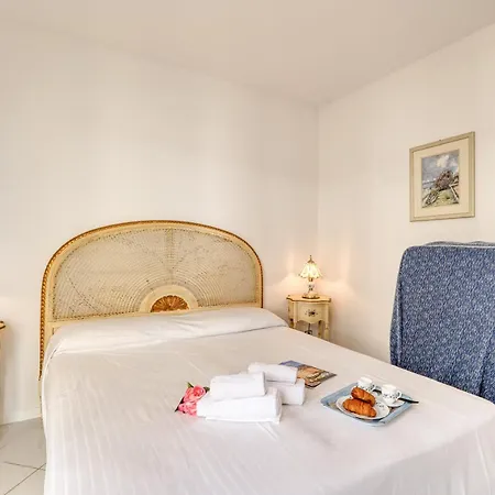 Appartement Port & Pool Hideaway - Happy