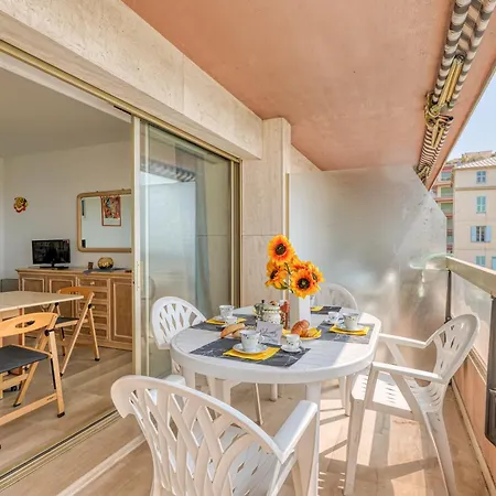 Appartement Port & Pool Hideaway - Happy